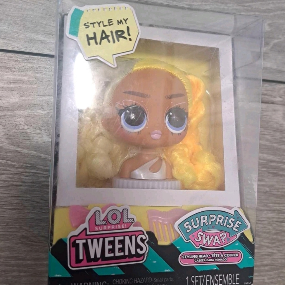 Brand New L.O.L. Surprise! Tweens Styling Head - Blonde